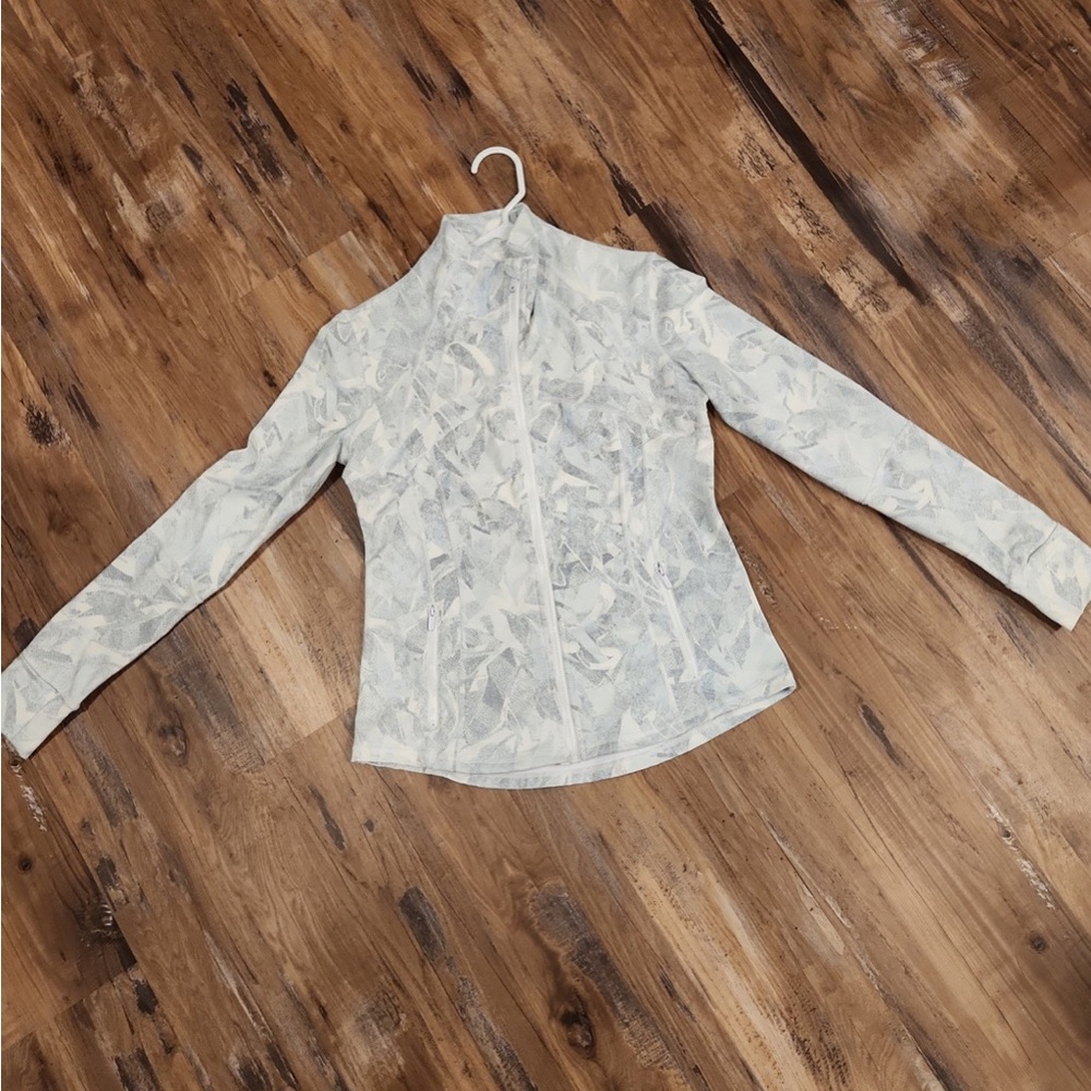 Lululemon White Patterned Jacket